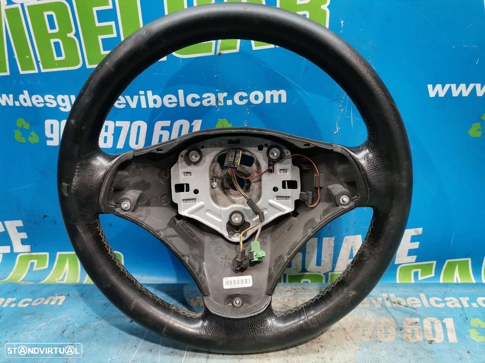 VOLANTE BMW SERIE 1 BERLINA E81E87 - 1