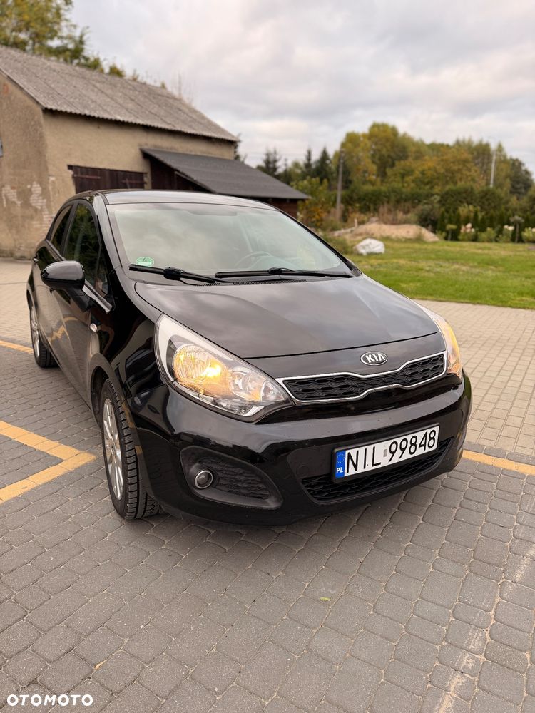 Kia Rio - 2