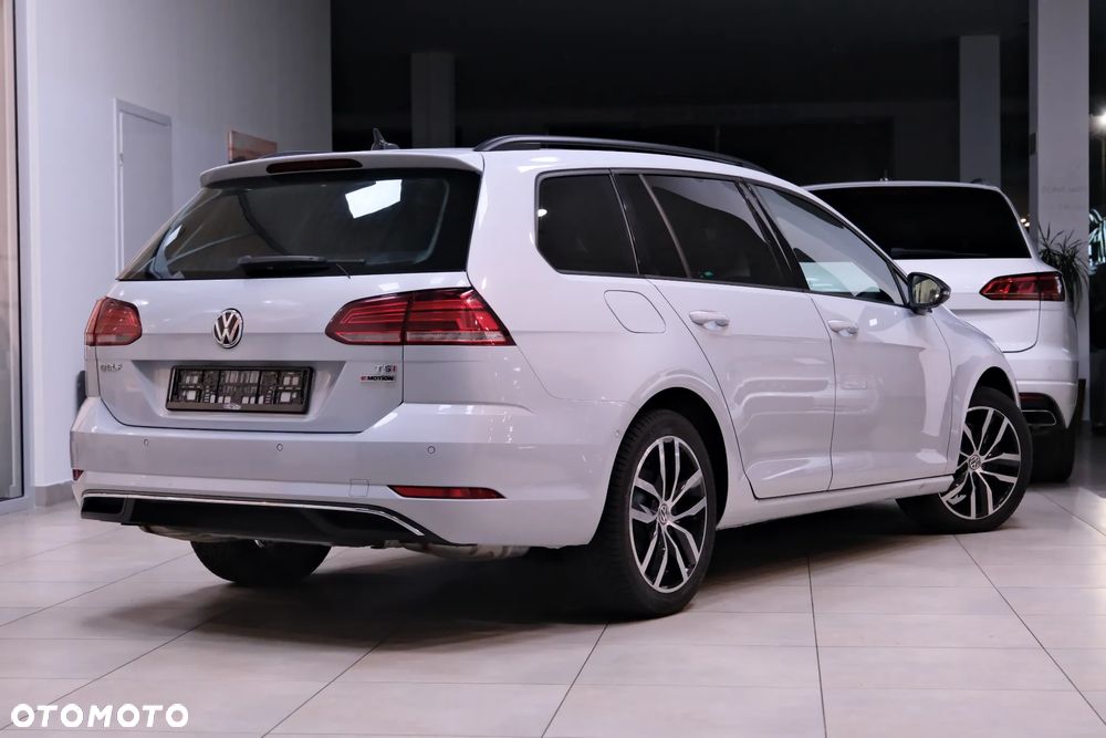 Volkswagen Golf 2.0 TSI OPF DSG R-Line - 8