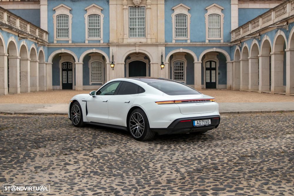 Porsche Taycan 4S Bateria Performance Plus - 6