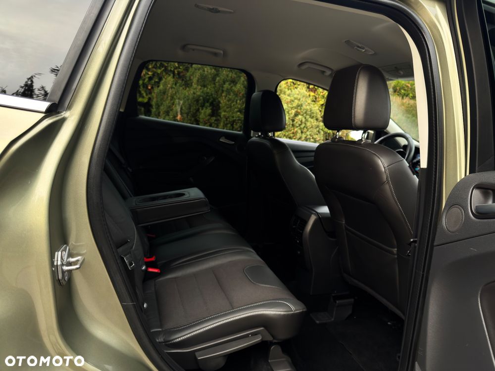 Ford Kuga 2.0 TDCi 4x4 Titanium - 10