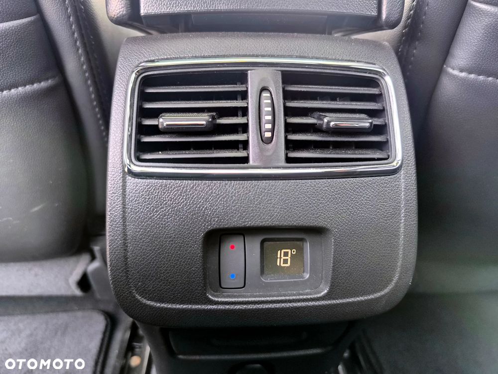 Renault Latitude - 15