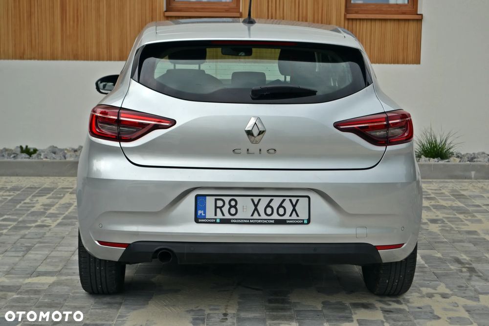 Renault Clio - 6
