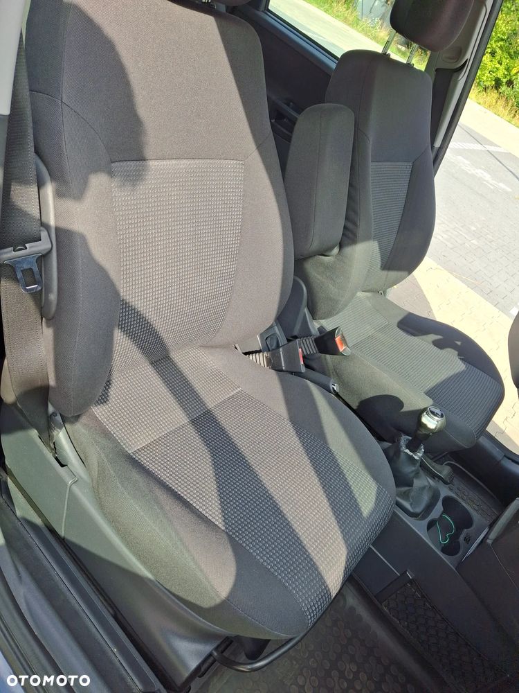 Opel Meriva - 18