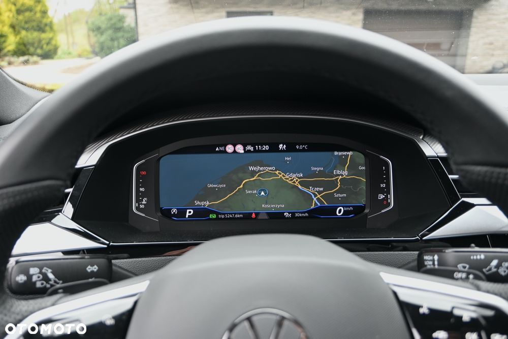 Volkswagen Arteon 2.0 TDI SCR DSG R-Line - 29