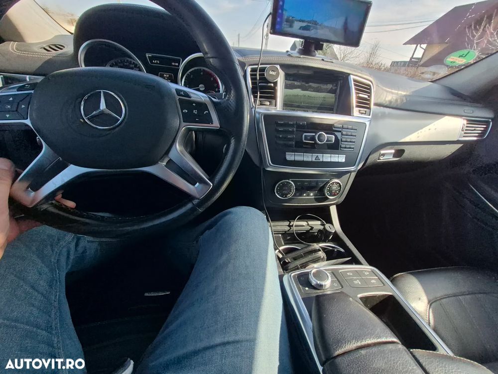 Mercedes-Benz GL - 11