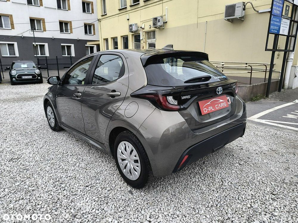 Toyota Yaris - 7