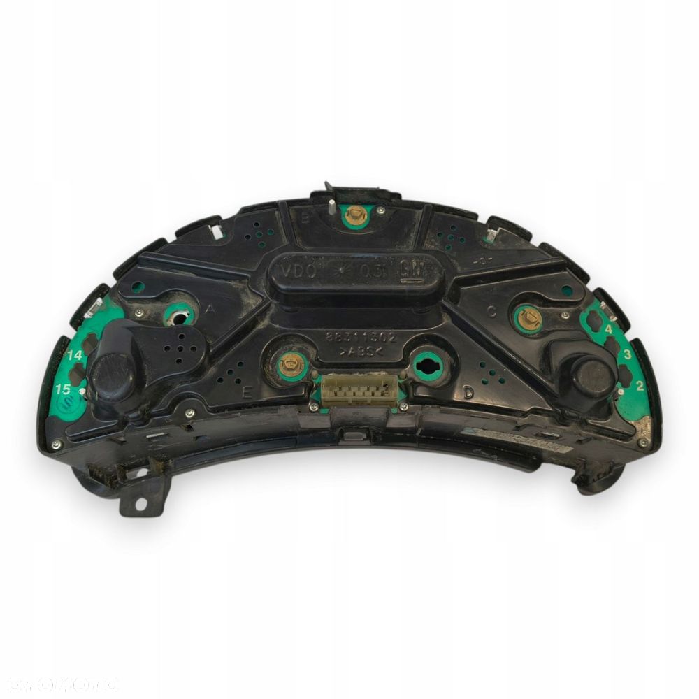 LICZNIK ZEGARY 13117946CD Opel Corsa C 1.2 16V Benzyna 63 509km europa - 13