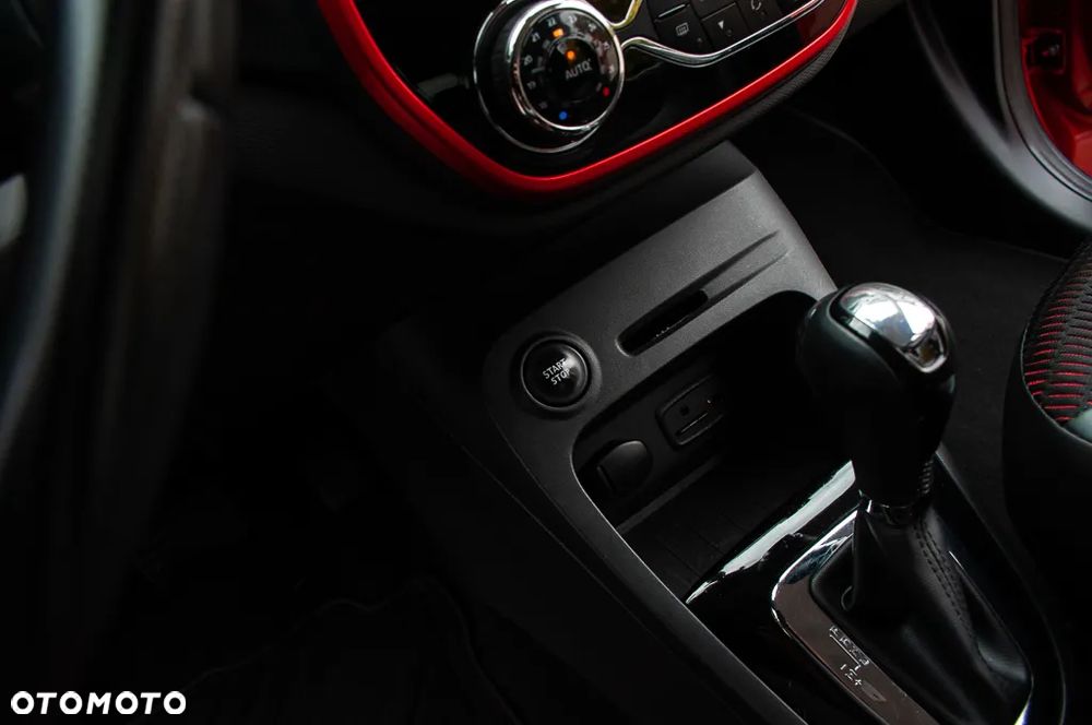 Renault Captur TCe 120 EDC Helly Hansen - 37