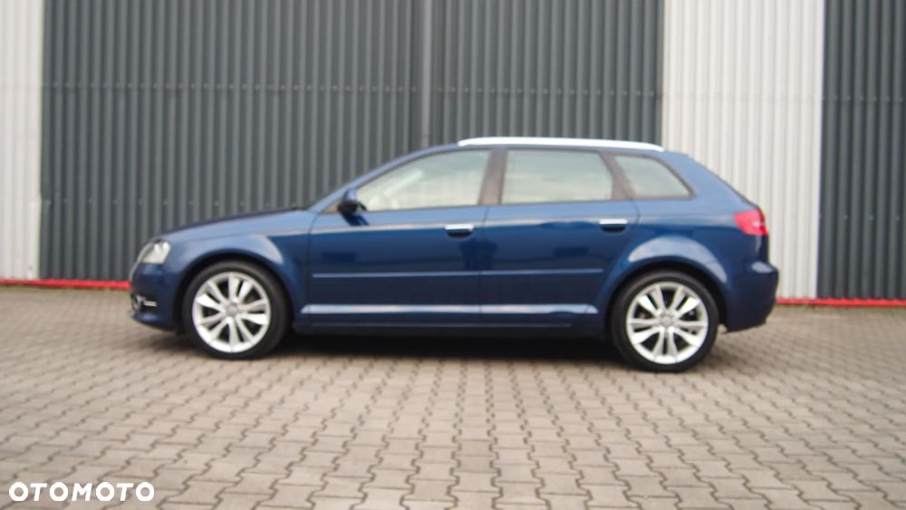Audi A3 Sportback 2.0 TDI DPF Ambition - 31