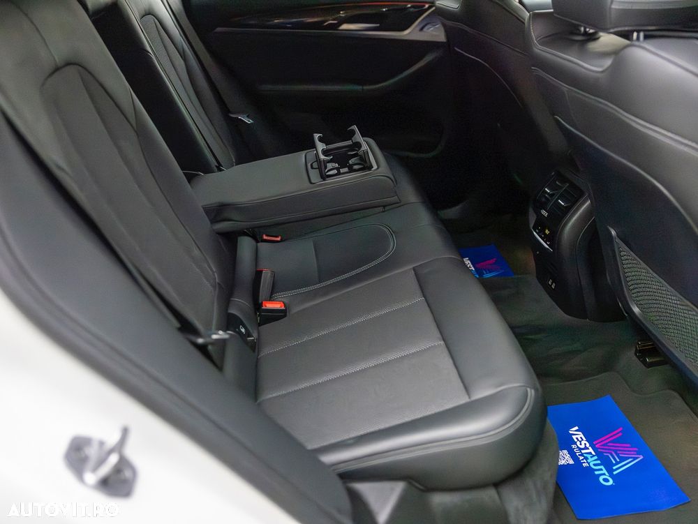 BMW X3 xDrive20d AT xLine - 4