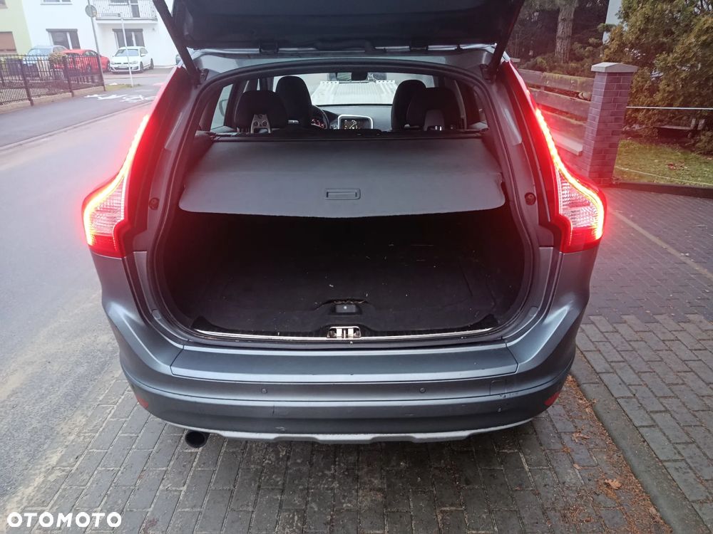 Volvo XC 60 D3 Geartronic Momentum - 20