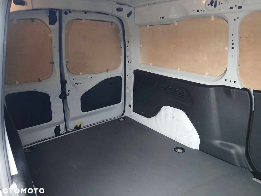 Toyota PROACE CITY - 40