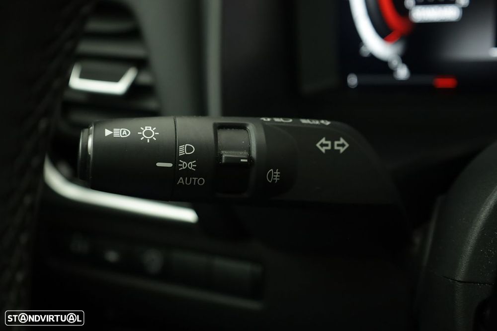 Nissan Qashqai 1.3 DIG-T N-Connecta LED - 16