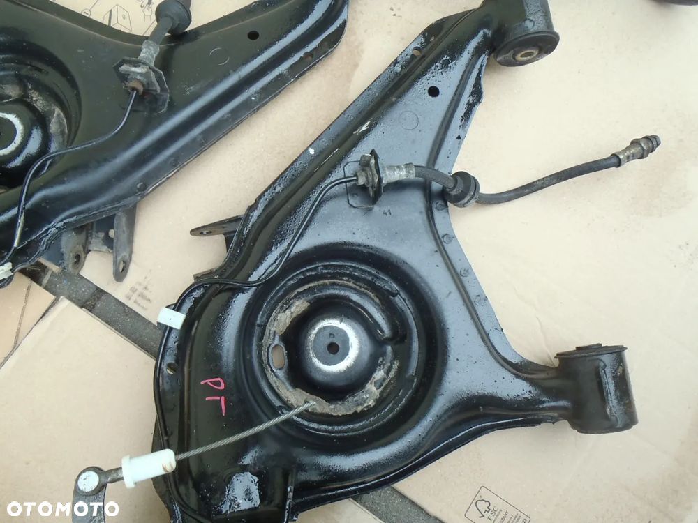 WAHACZ TYŁ TYLNY tujeja czop lewy Z BELKI ZAWIESZENIA FIAT SEICENTO CINqUECENTO lewy NIE MALOWANY ORYGINAŁ - 6