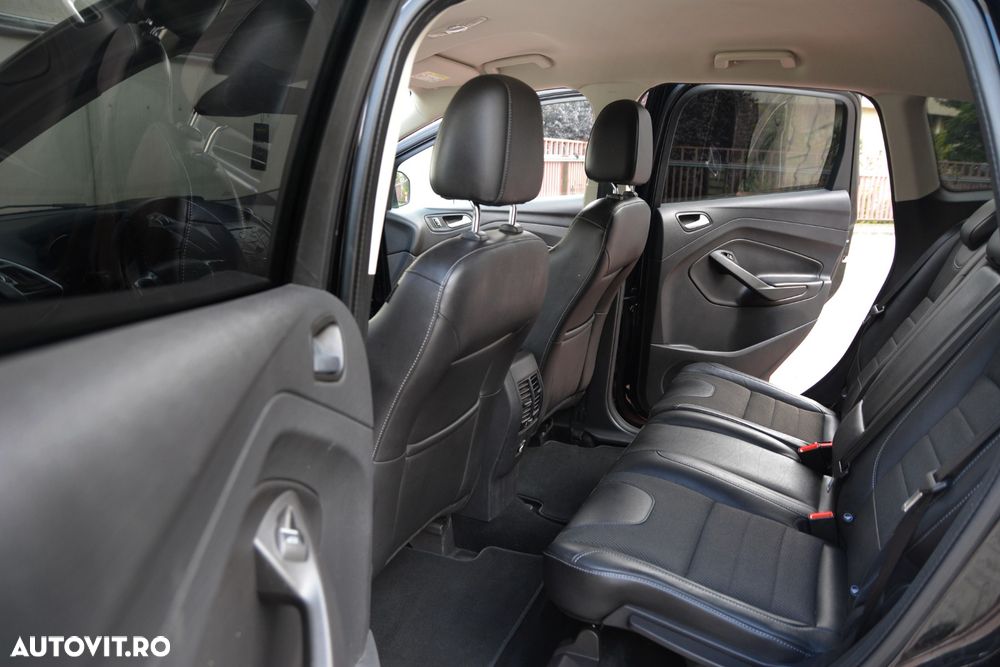 Ford Kuga 2.0 TDCi 4WD Powershift Titanium - 8