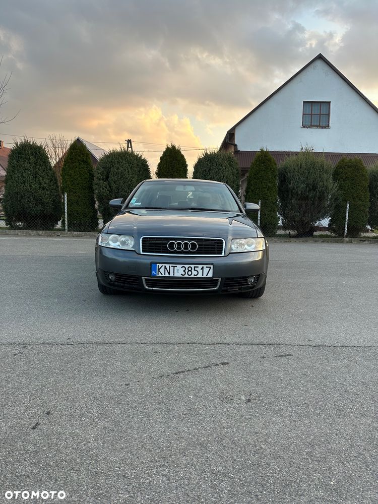 Audi A4 Limousine 3 - 1
