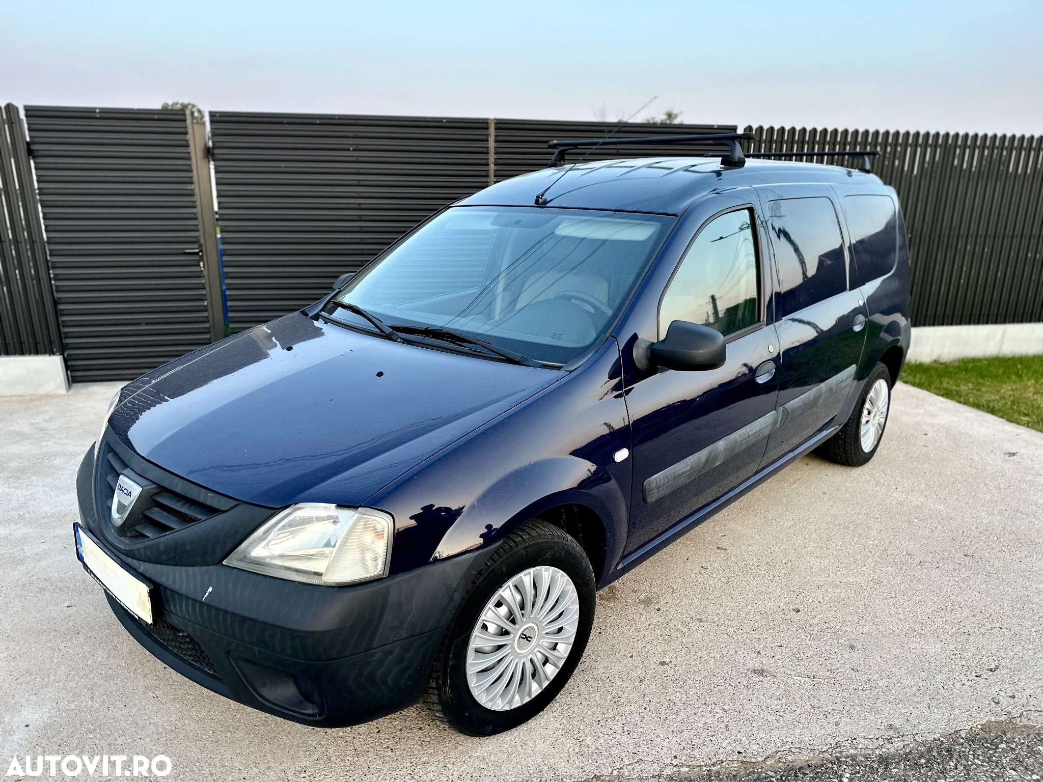 Dacia Logan Van - 2