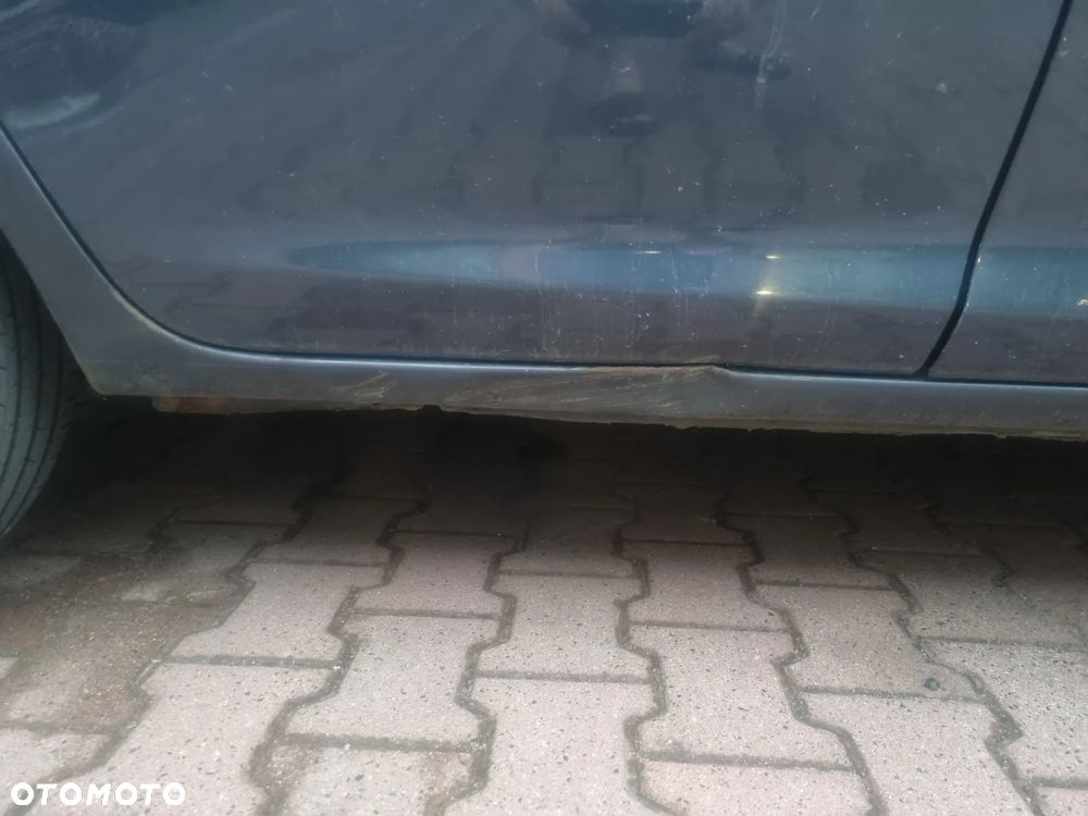 Opel Corsa 1.4 16V Sport - 5
