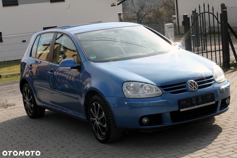 Volkswagen Golf - 3