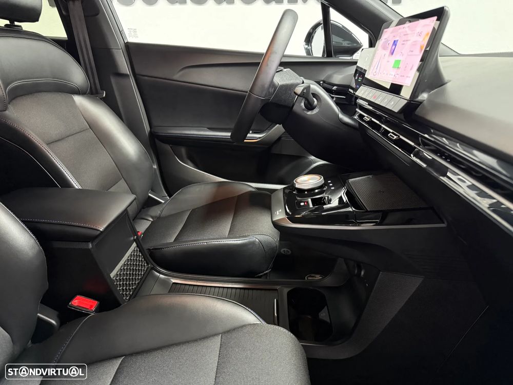 MG MG4 64 kWh Luxury - 16