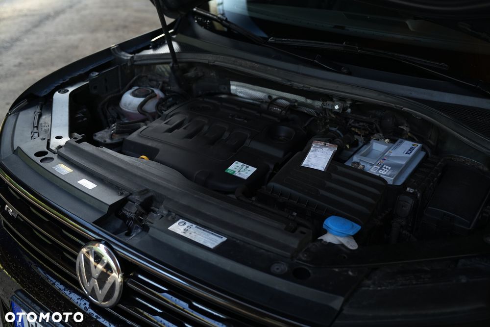 Volkswagen Tiguan 2.0 TDI SCR 4MotION DSG R-Line - 34