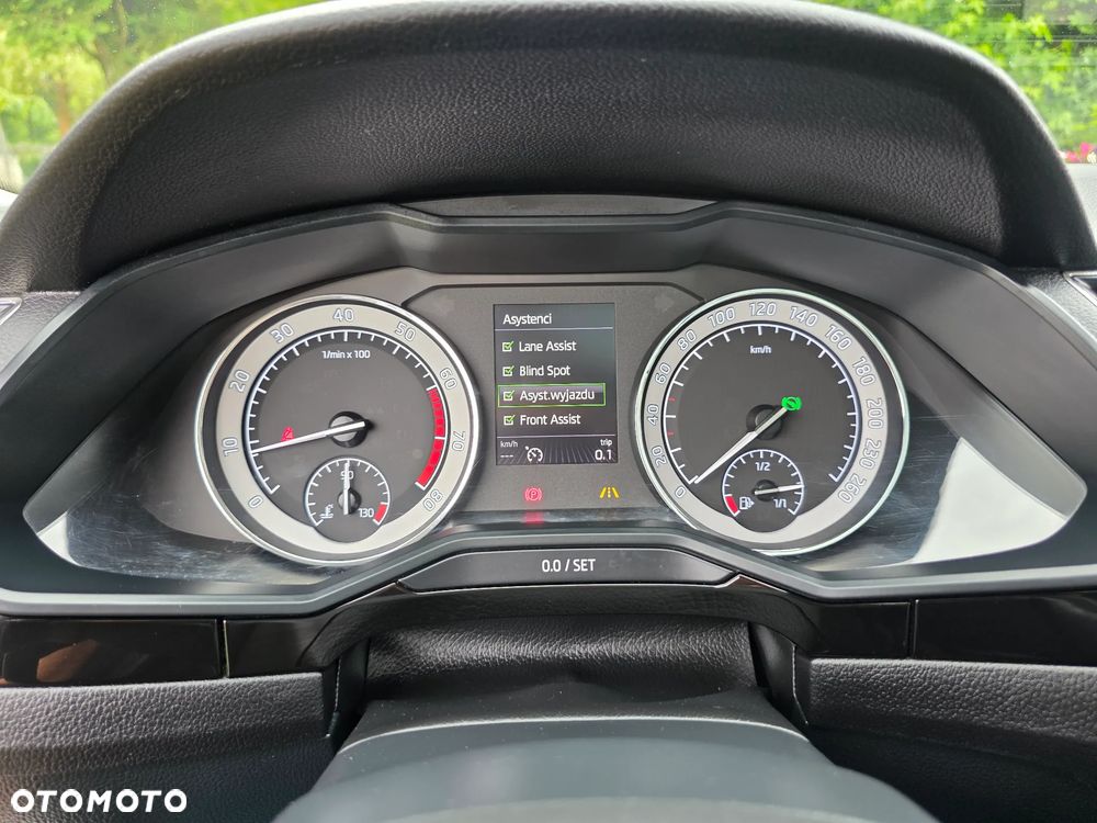 Skoda Superb 2.0 TSI 4x4 L&K DSG - 26