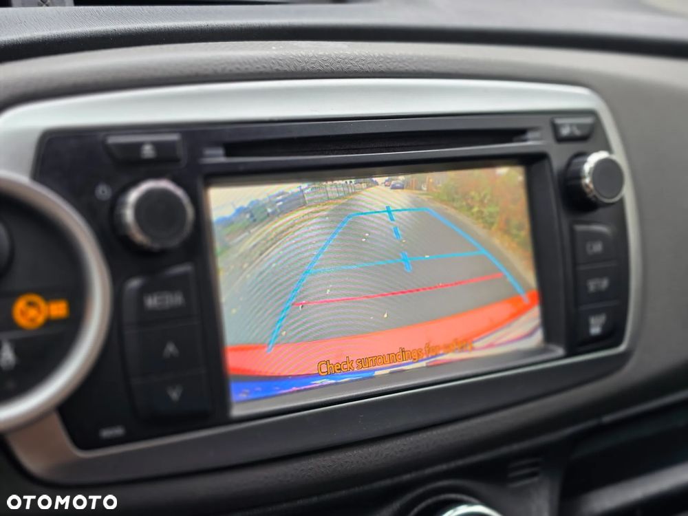 Toyota Yaris - 16