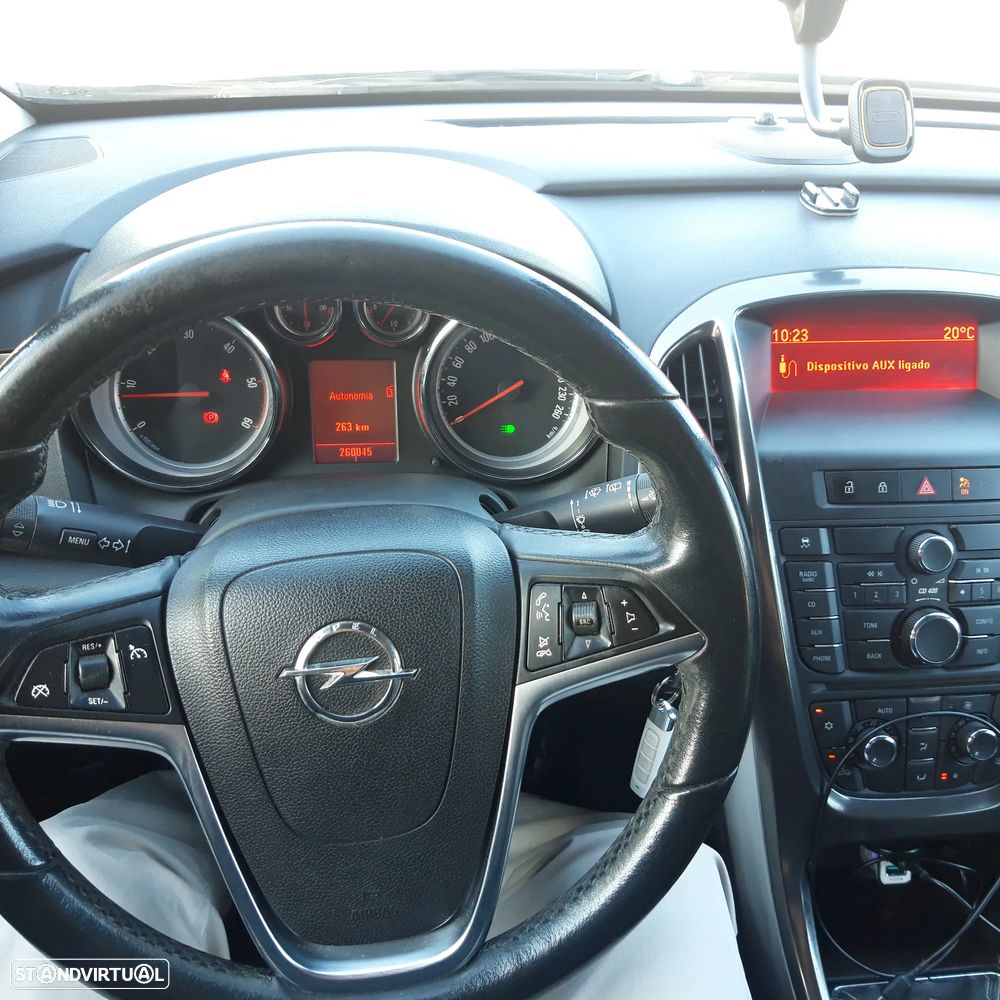 Opel Astra 1.7 CDTi Cosmo ecoFLEX - 2