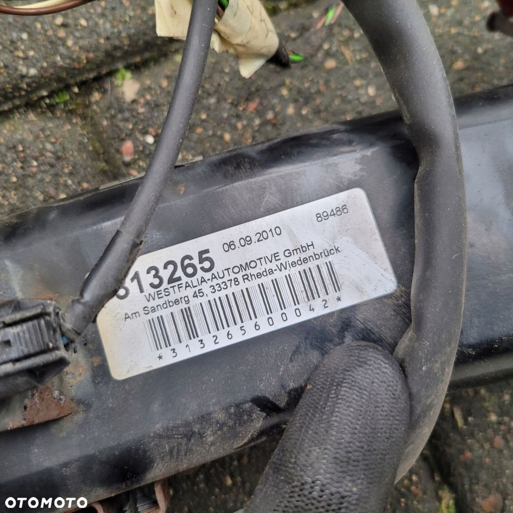 MERCEDES W204 KOMBI HAK HOLOWNICZY AUTOMAT WYSUWANY ŚRUBY MODUŁ WIĄZKA - 8