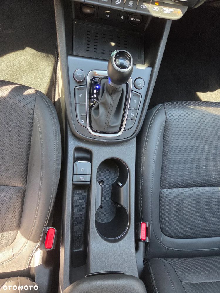 Hyundai Kona 1.6 T-GDI Premium 4WD DCT - 19