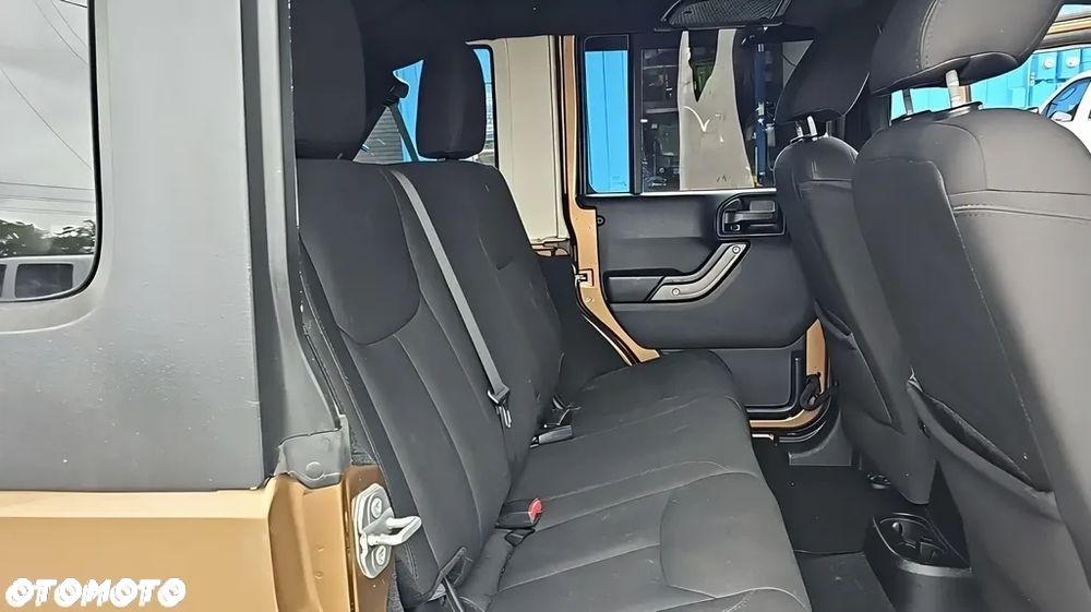 Jeep Wrangler Unlimited 3.6 Automatik Black Edition - 7
