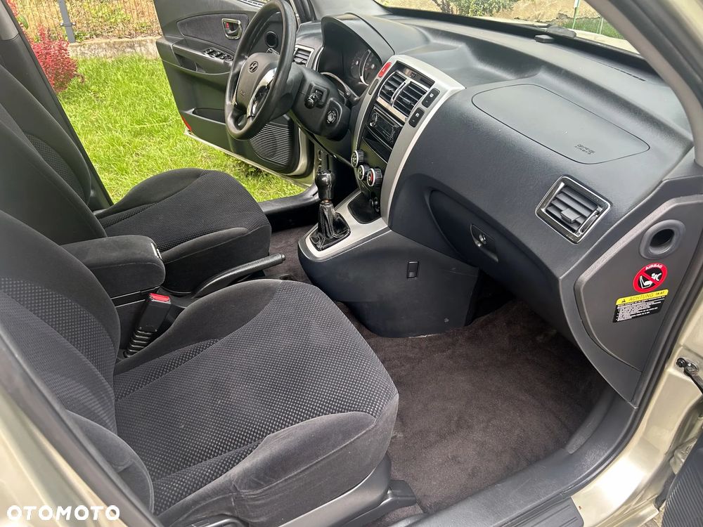 Hyundai Tucson 2.0 Comfort 2WD - 7
