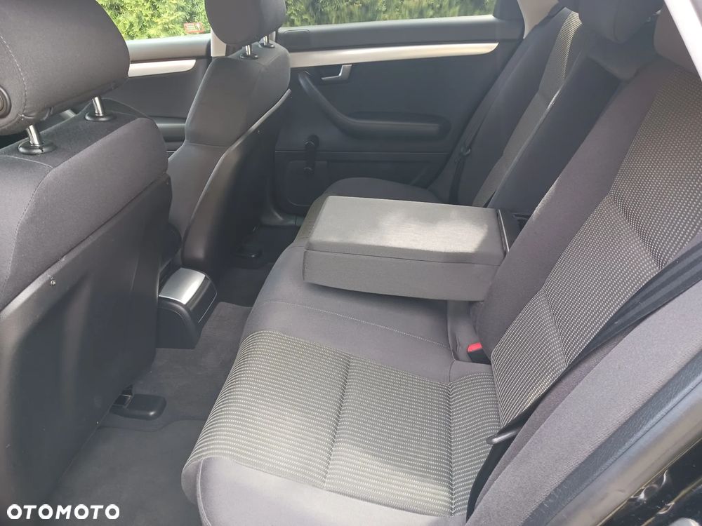 Audi A4 Avant 1.8 T - 12