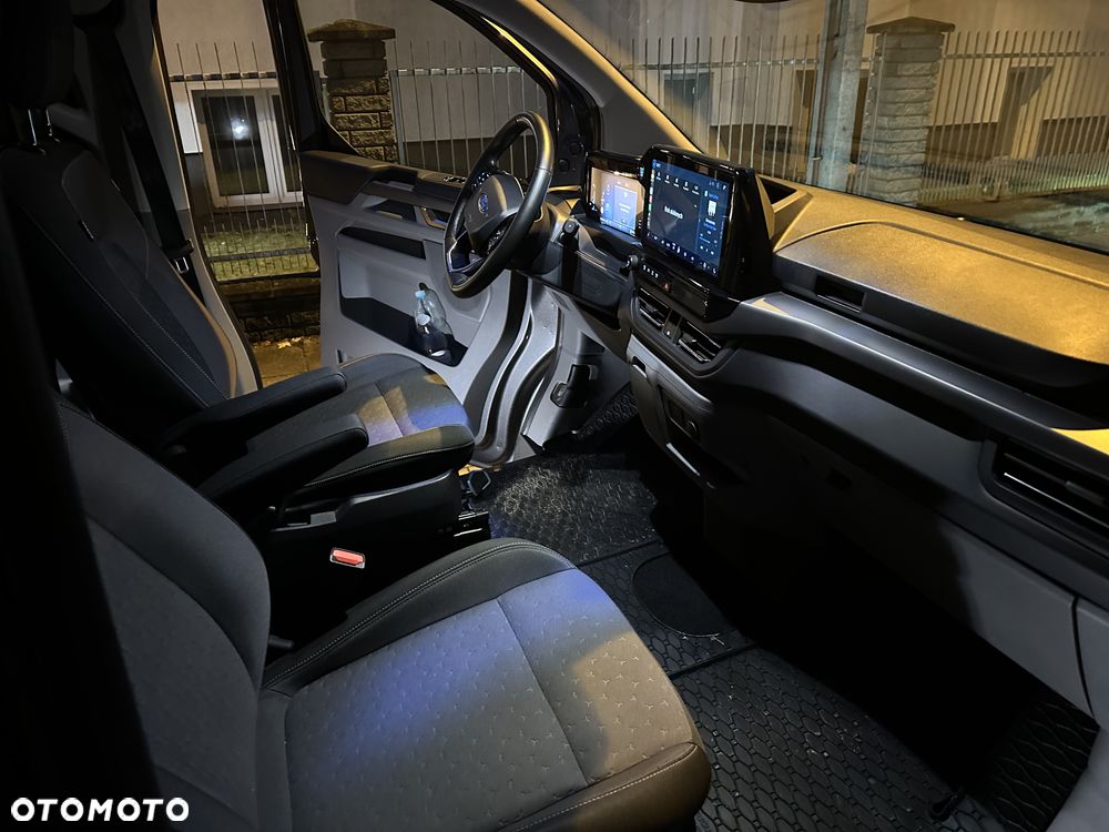 Ford Tourneo Custom 2.0 EcoBlue 320 AWD L2 Titanium - 2