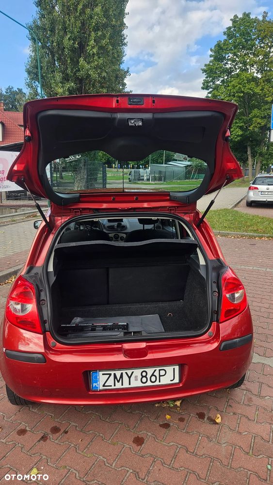 Renault Clio - 12