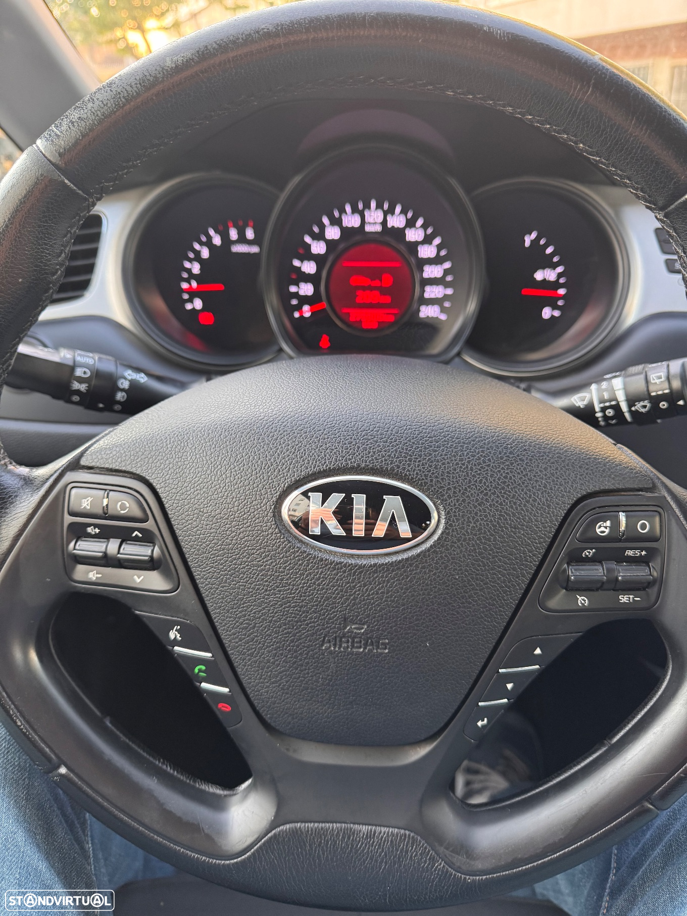 Kia Ceed 1.4 CRDi More Edition - 31