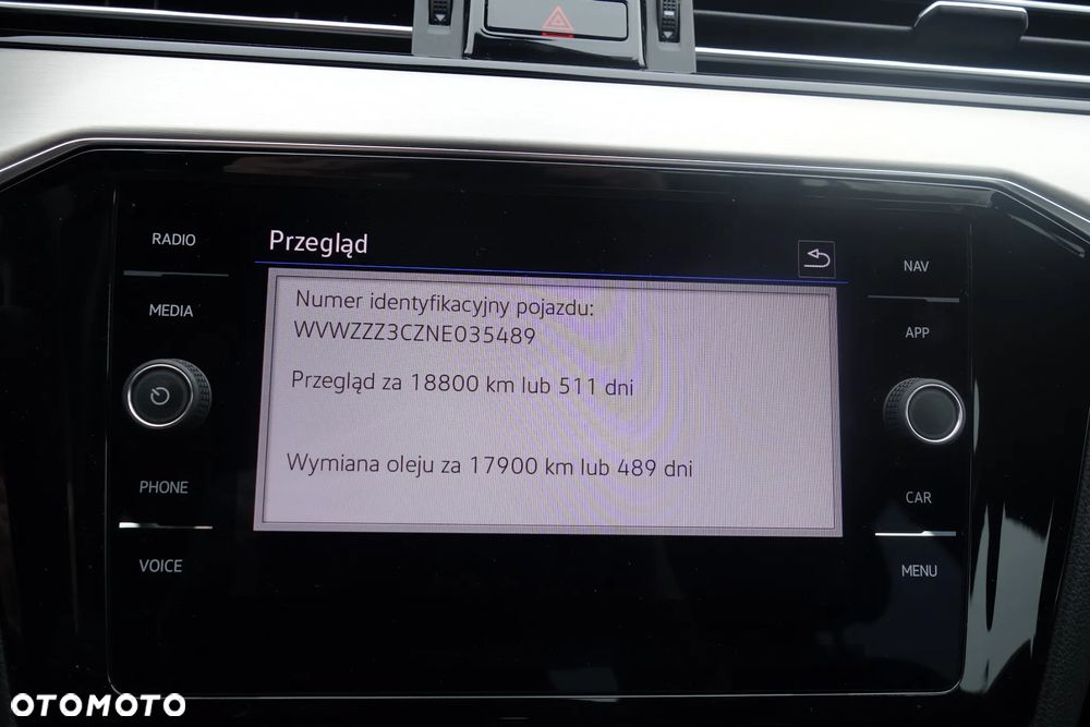 Volkswagen Passat 1.5 TSI EVO Elegance DSG - 28