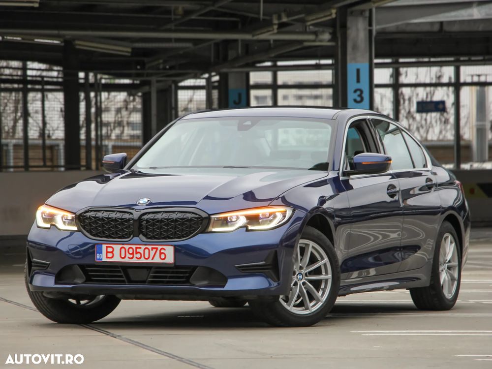 BMW Seria 3 320i xDrive Aut. - 25