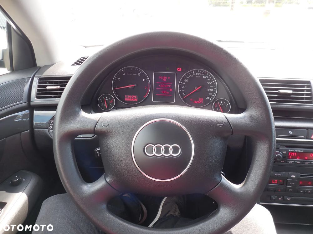 Audi A4 Limousine - 18