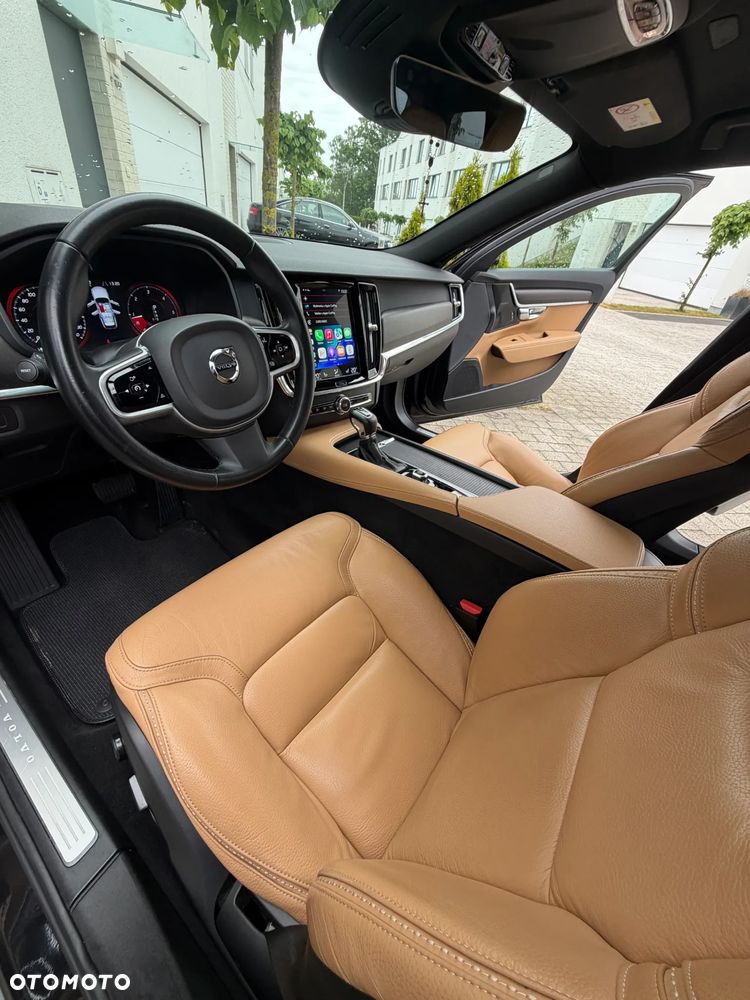Volvo V90 D5 AWD Momentum - 15