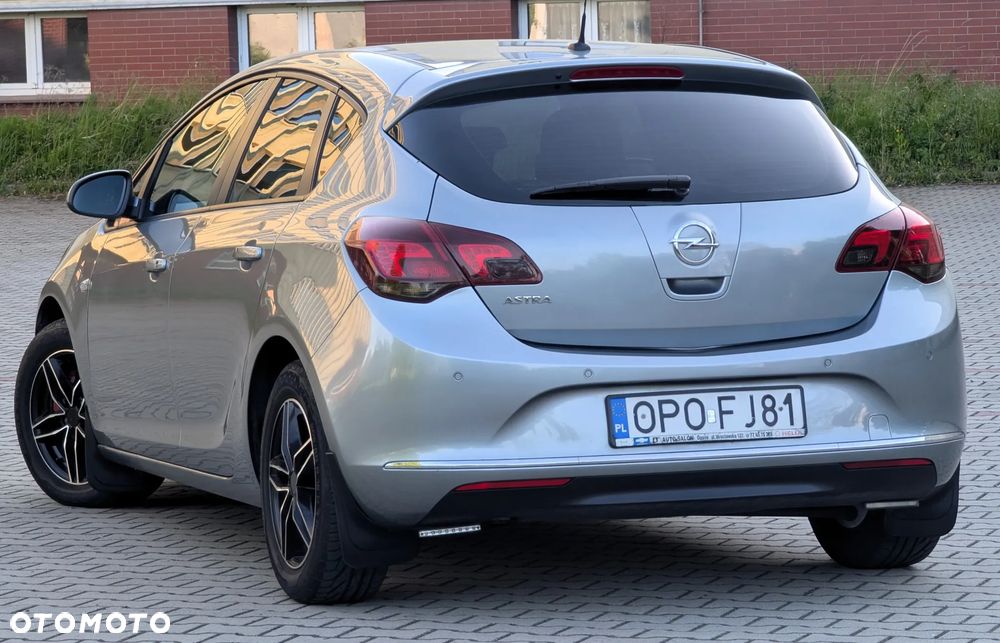Opel Astra 1.4 T Enjoy - 4