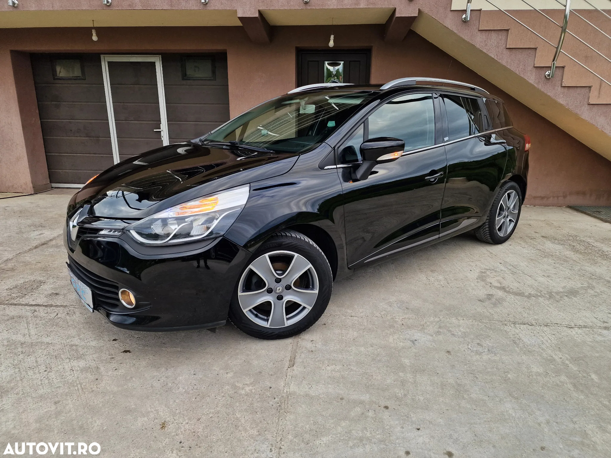 Renault Clio - 25