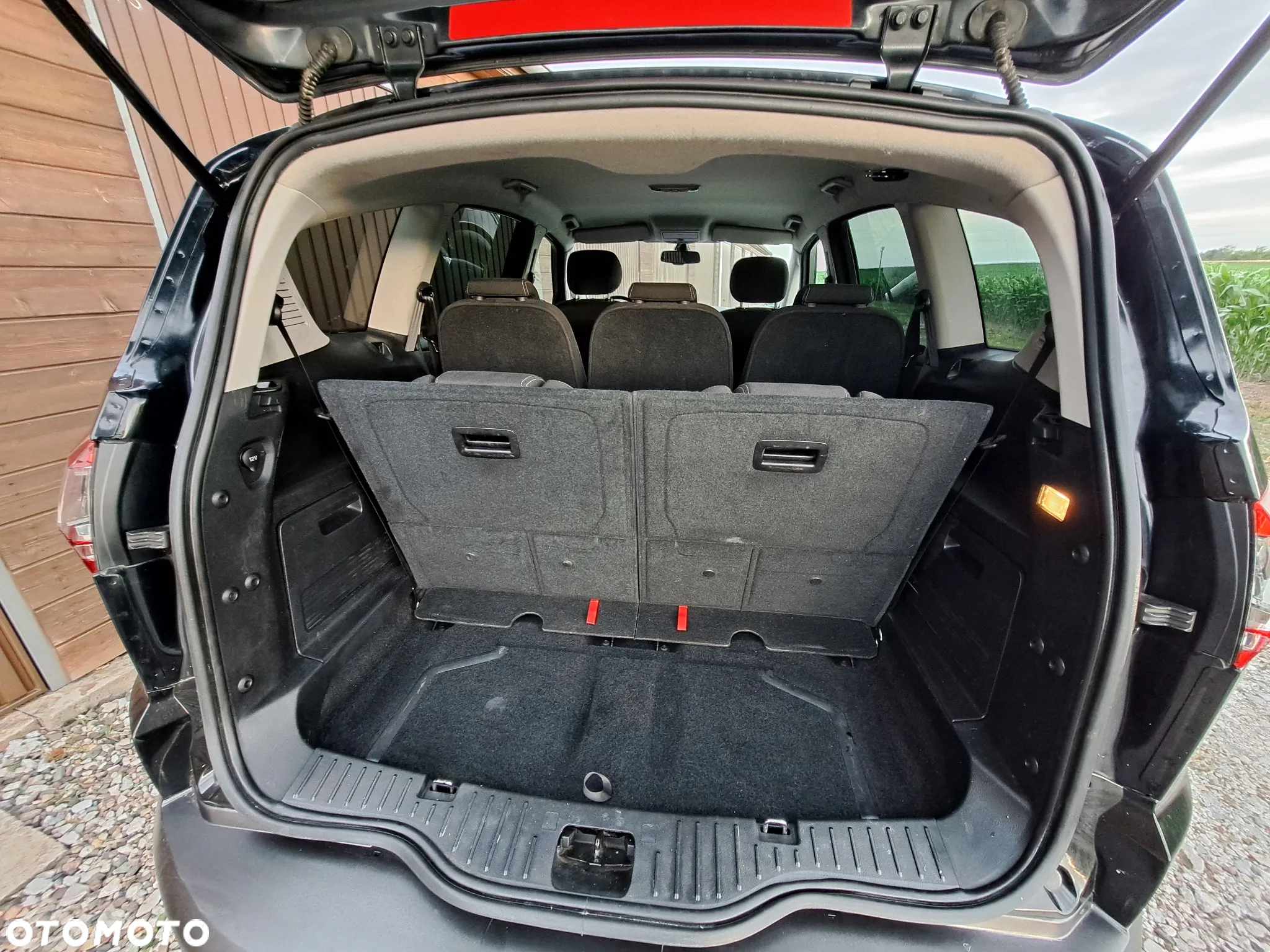 Ford S-Max 2.0 TDCi Titanium - 34