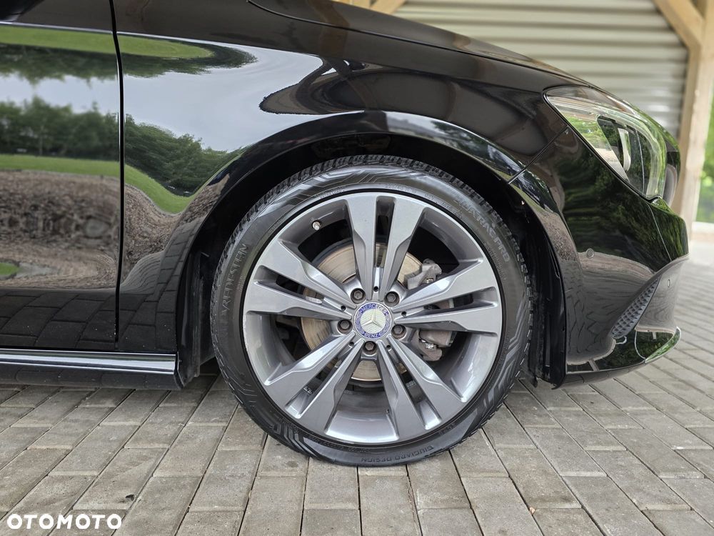 Mercedes-Benz CLA 200 - 5
