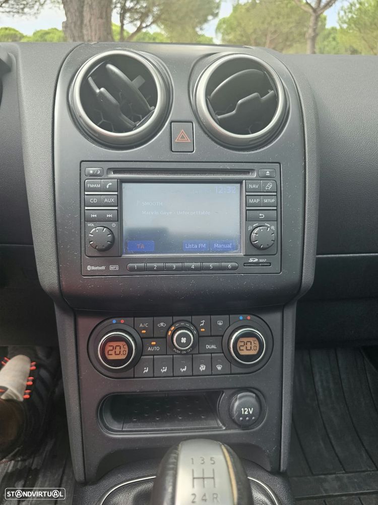 Nissan Qashqai 1.6 Tekna Sport 17 - 11