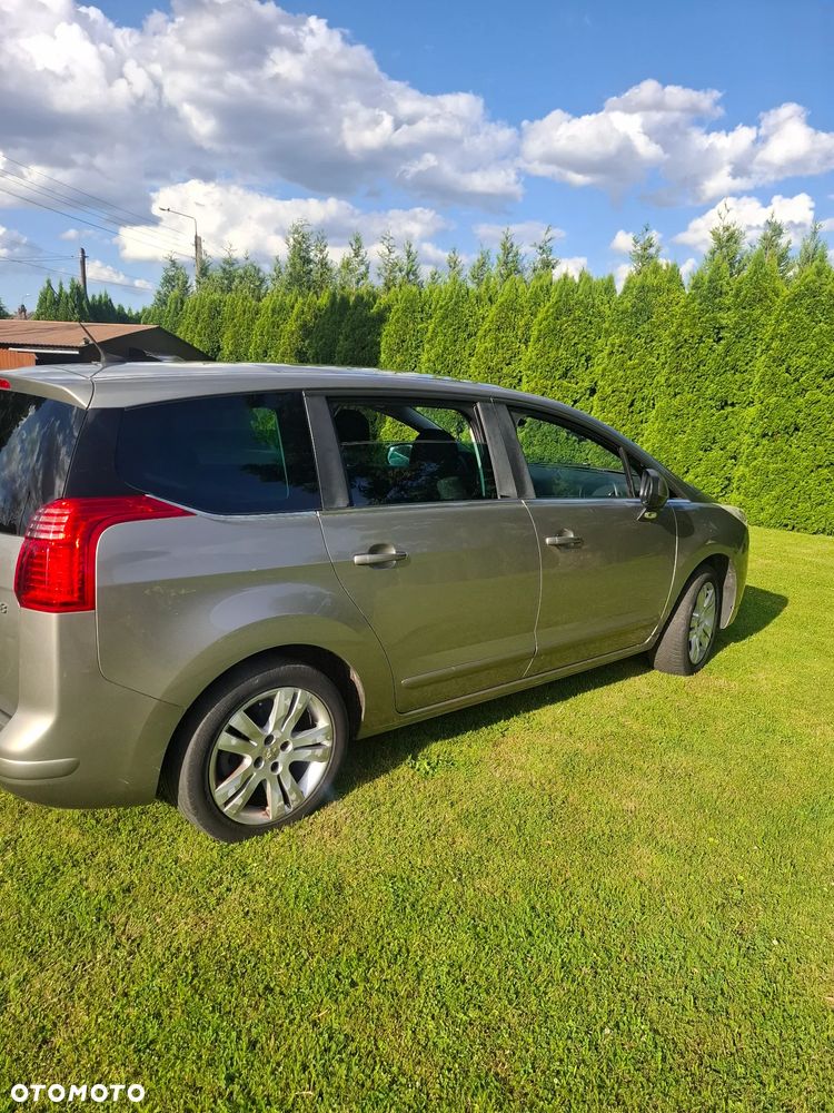 Peugeot 5008 155 THP Family - 2