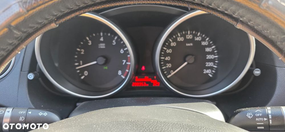 Mazda 5 - 18