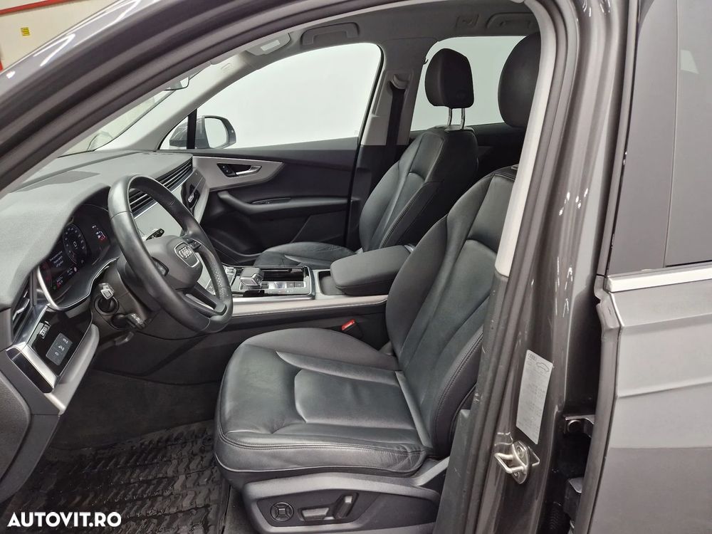 Audi Q7 - 6