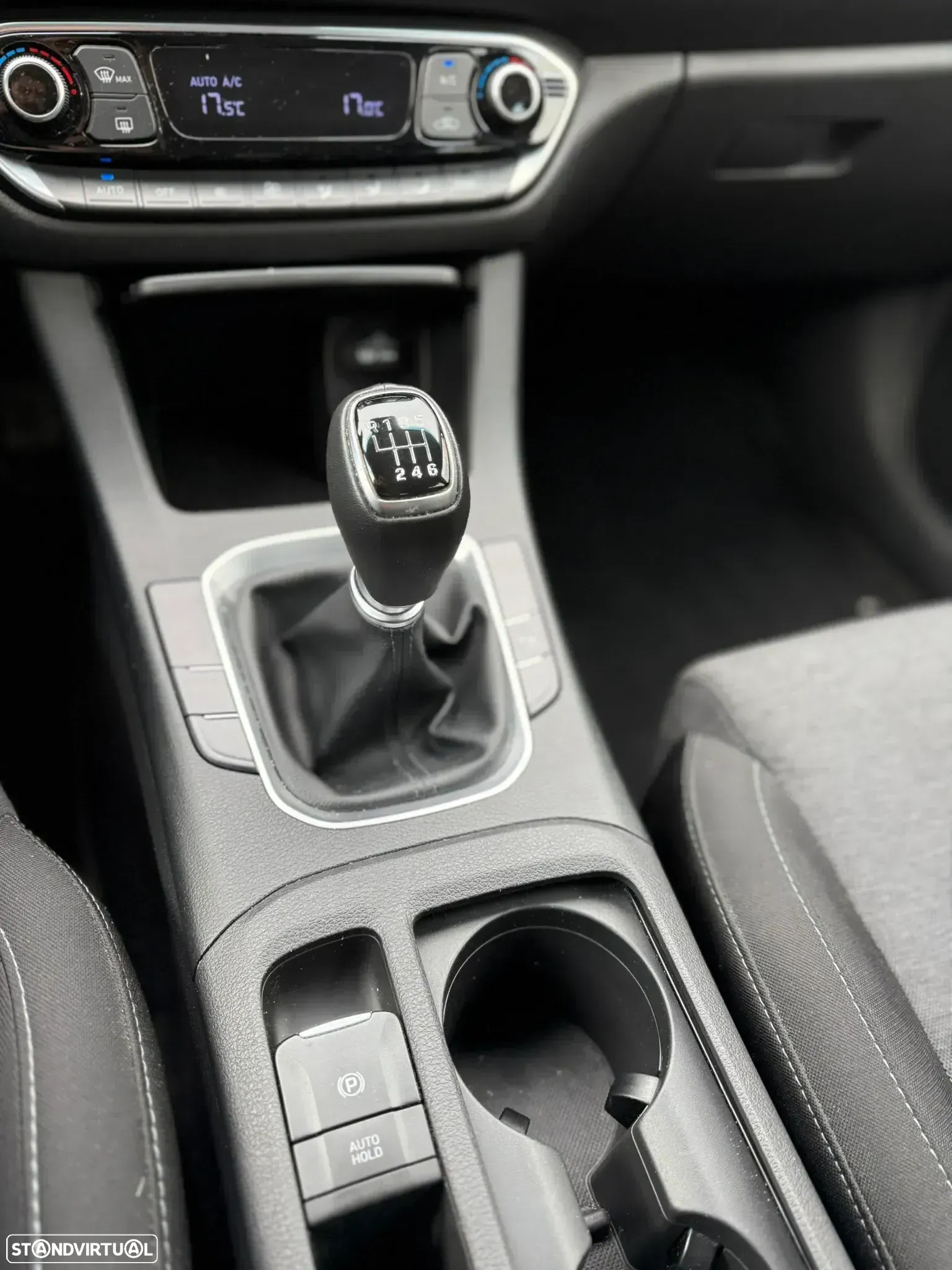 Hyundai i30 1.0 T-GDI Style Plus - 28